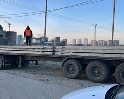 г. Тюмень, на левом берегу р. Тура в районе ул. Мельникайте